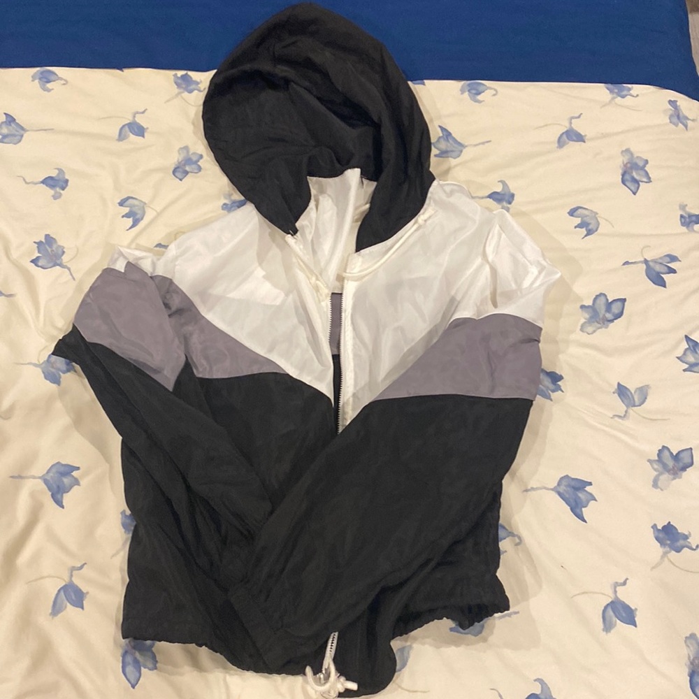 zip up windbreaker